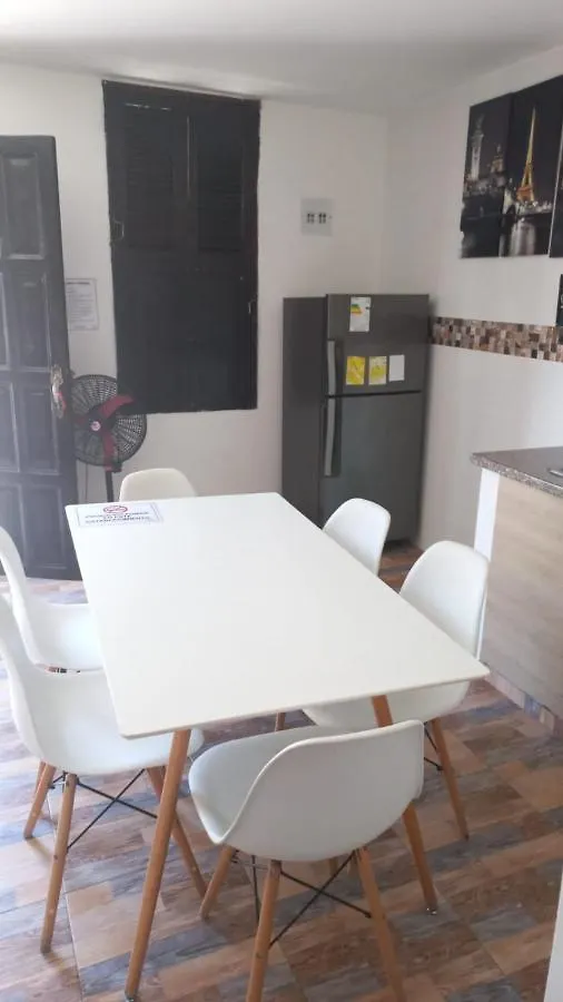 1Cl2-J Apartamento Estandar En Getsemani De Cartagena Con Aire Acondicionado Y Wifi 0*,
